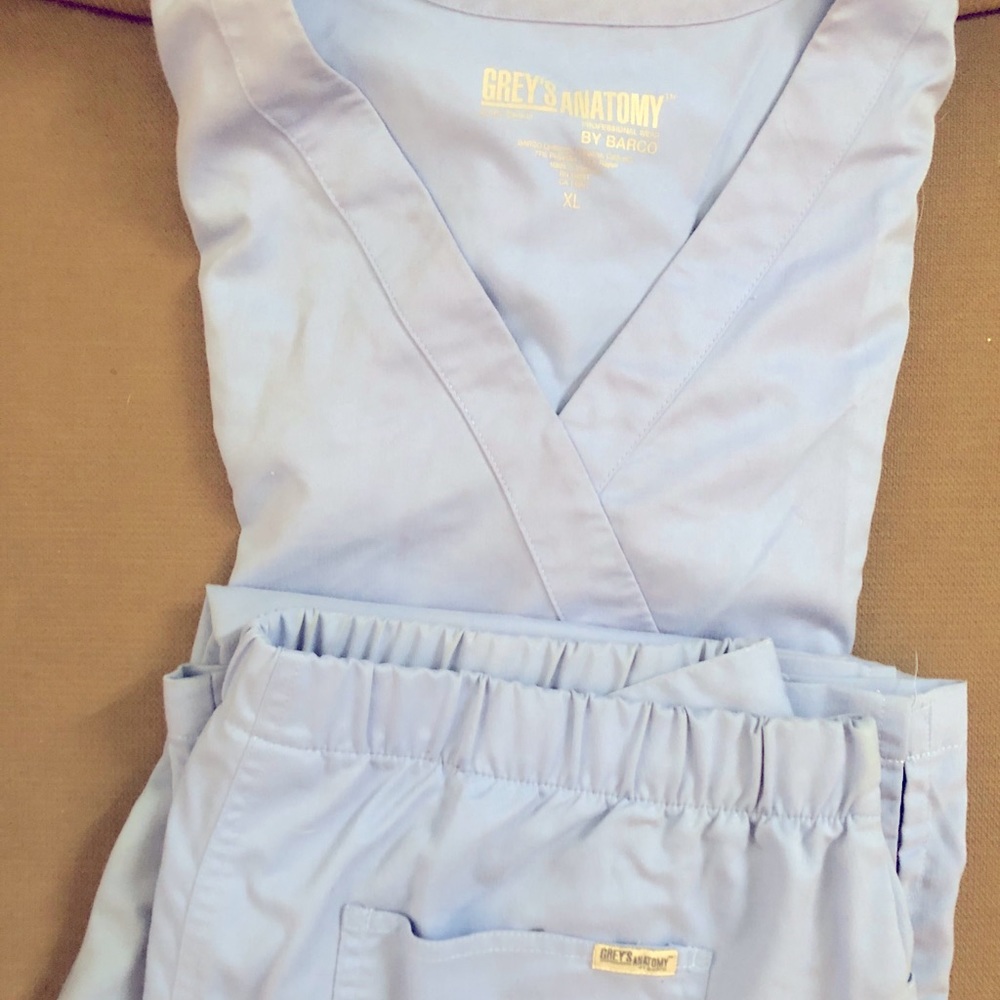 Ceil Blue Grey’s Anatomy Scrubs